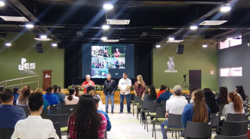 Reunión con base sindical